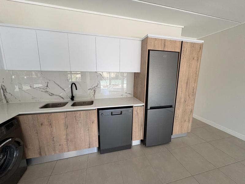 To Let 2 Bedroom Property for Rent in Richwood Western Cape